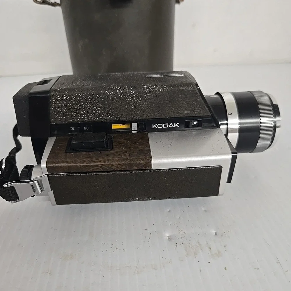 Vintage Kodak XL55 Super8 Handheld Movie Camera Nostalgia‎ Untested (Read)